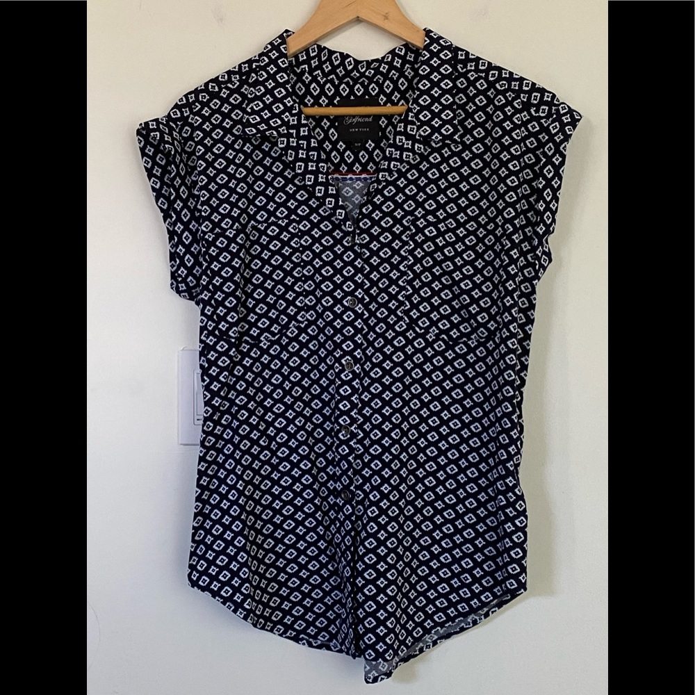 Jachs Girlfriend Buttoned Top size S